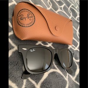 Ray-Ban Wayfarer